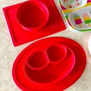 EZPZ Happy Mat and bowl set baby non slip super grip silicone divided plate 💖